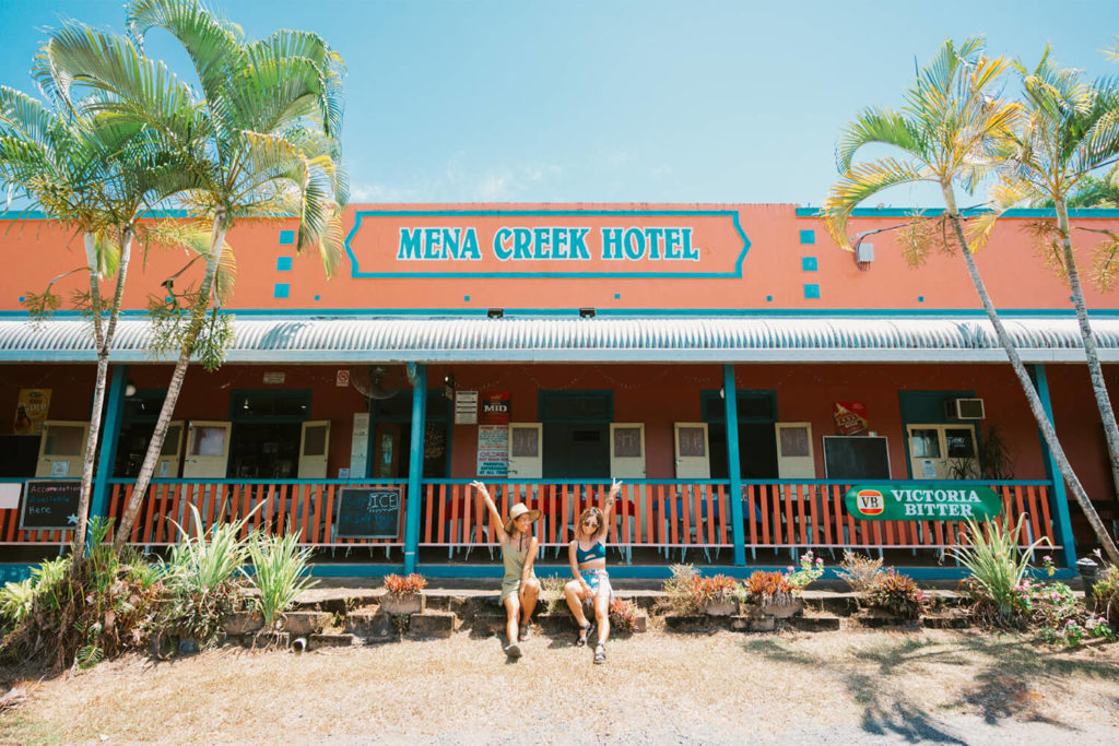 Mena Creek Hotel