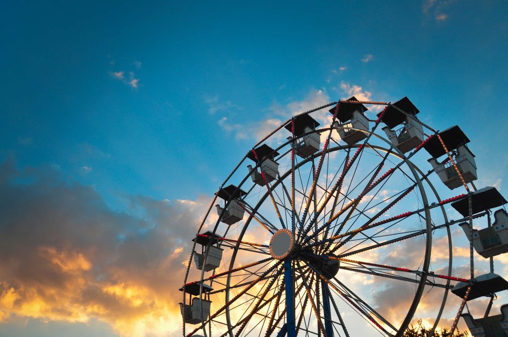 ferris wheel at port douglas carnival