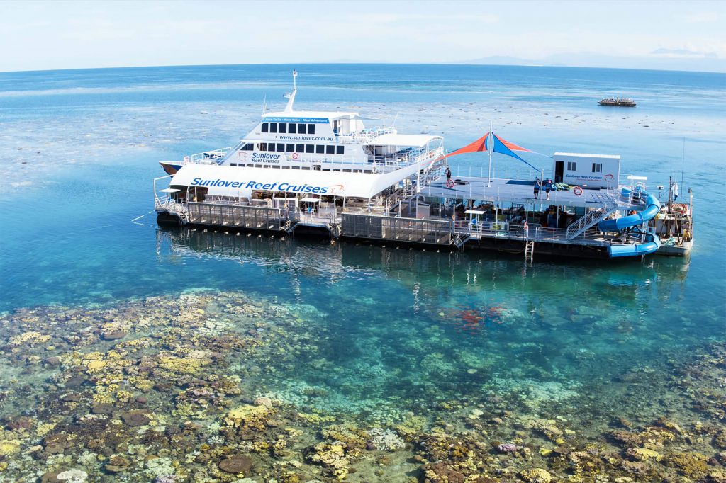 Sunlover Moore Reef Pontoon