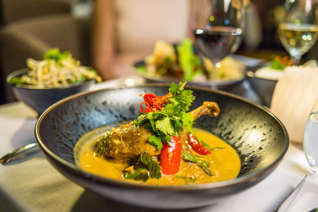tamarind at the reef hotel casino duck curry