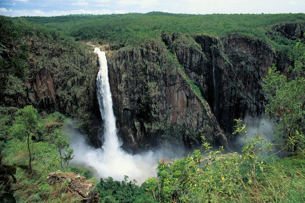 Wallaman Falls