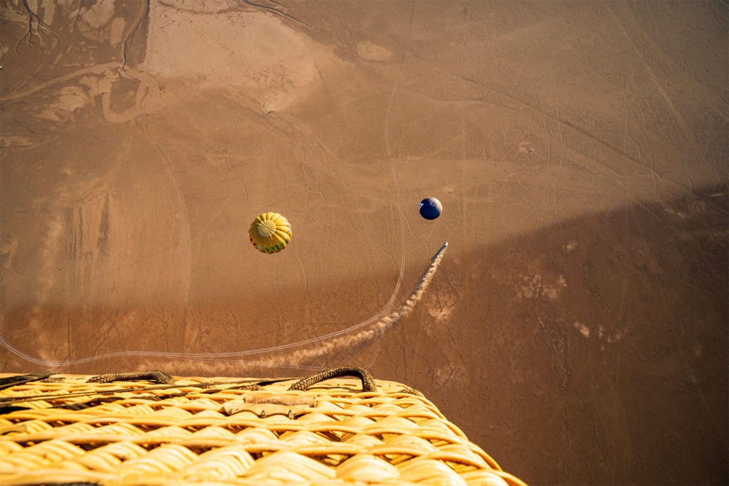 burketown hot air ballooning with yagurli tours