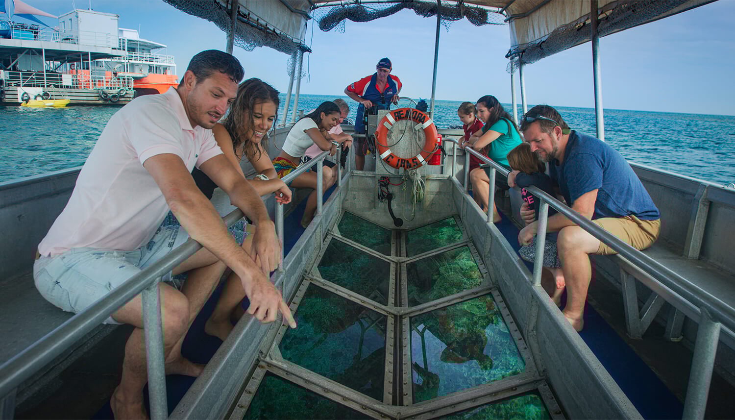glass bottom boat reef tour