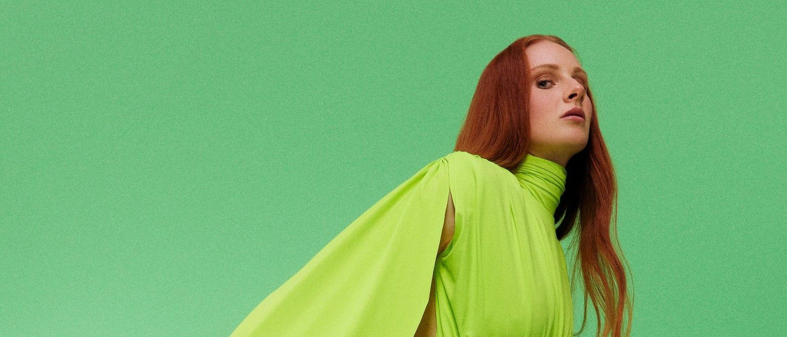 vera blue header